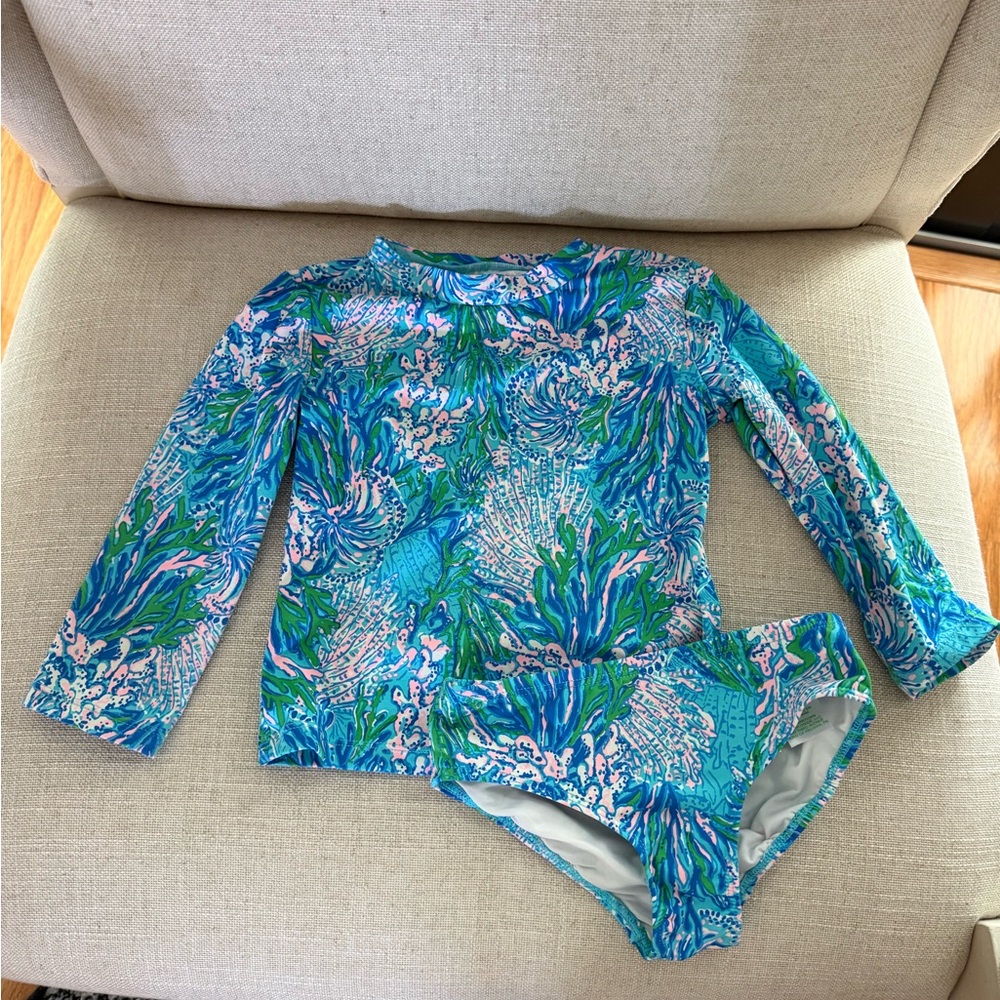 Lilly Pulitzer Girls sz 4. Bobby Rashguard set. Worn once!